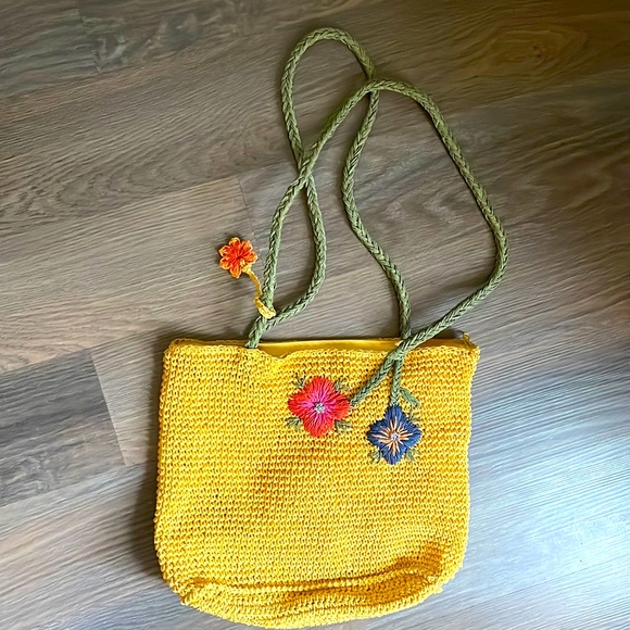 Vintage Handbags - Vintage yellow floral crochet shoulder bag with zip closure